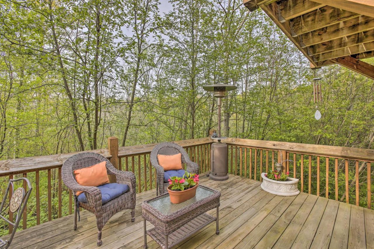 Resort Cabin With Fire Pit Golf, Hike And Play! Rothbury Eksteriør billede